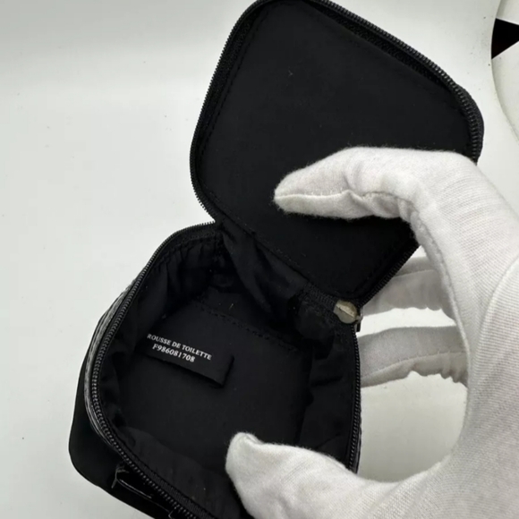 Dior Parfums Beauty Travel Case Makeup Bag/Pouch Shiny Black with Embossed Mini - Picture 8 of 8